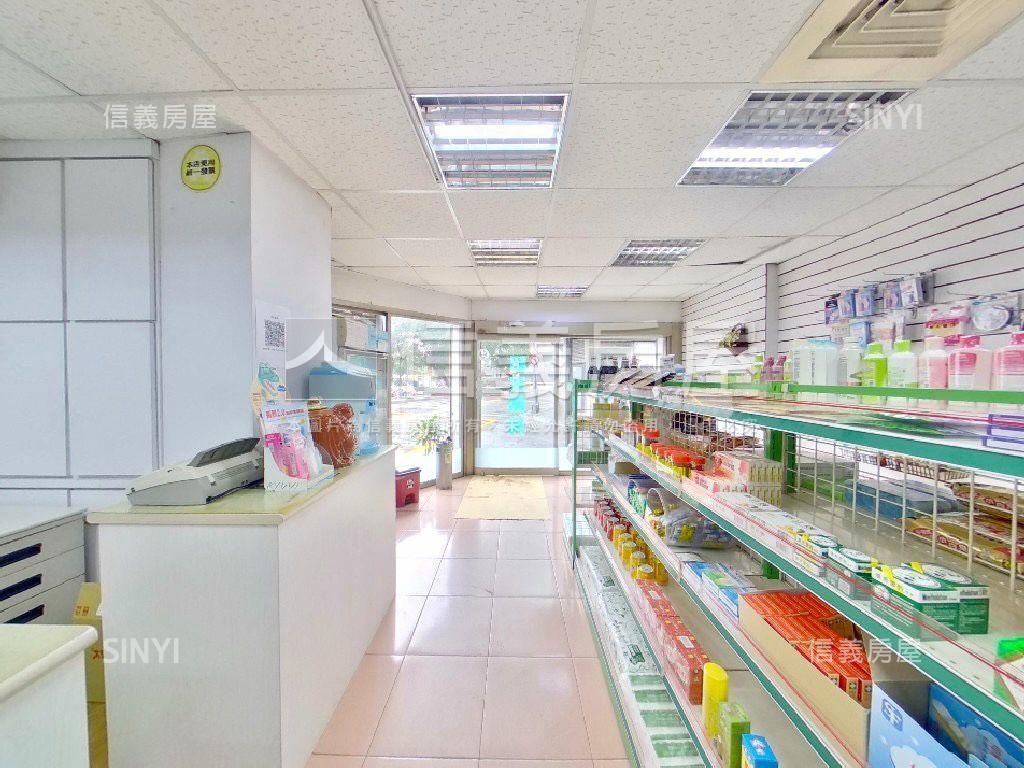 Ｙ３９大面寬三角窗店辦房屋室內格局與周邊環境