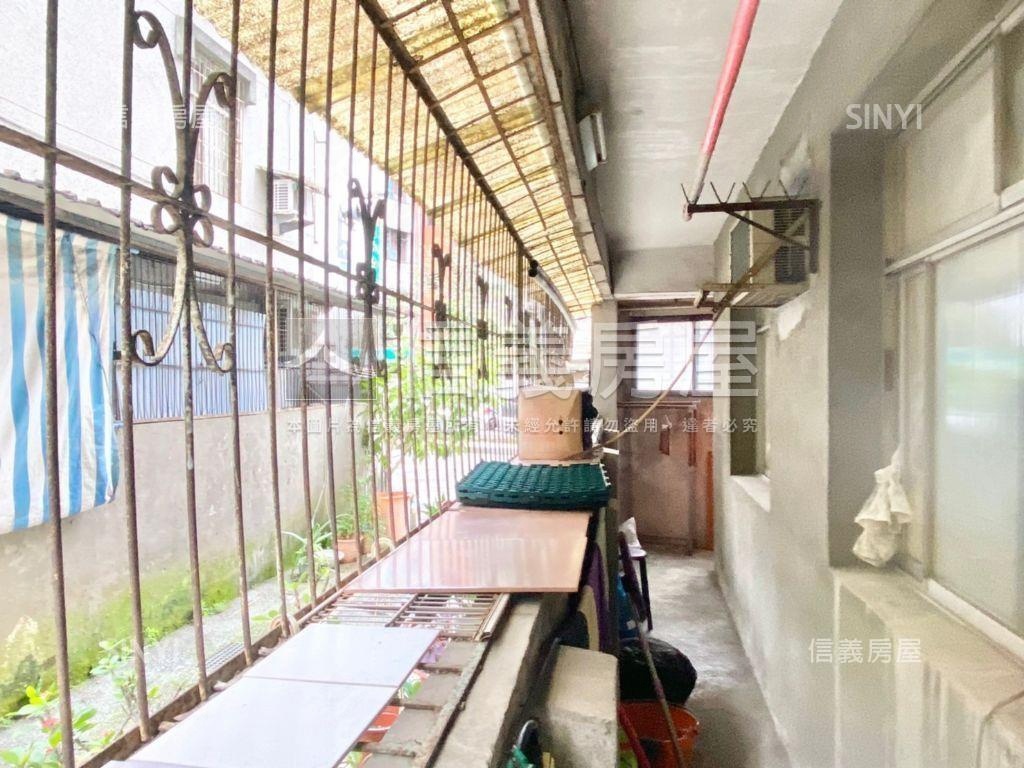 Ｙ３９大面寬三角窗店辦房屋室內格局與周邊環境