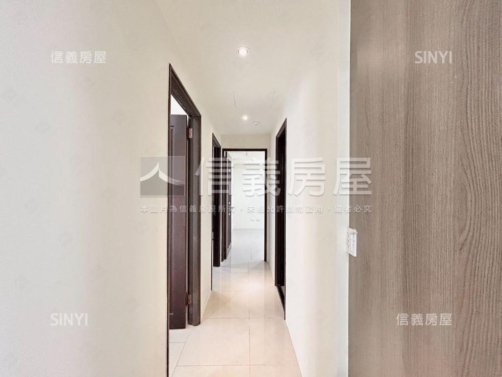 專任輕奢蘇活優美採光房屋室內格局與周邊環境