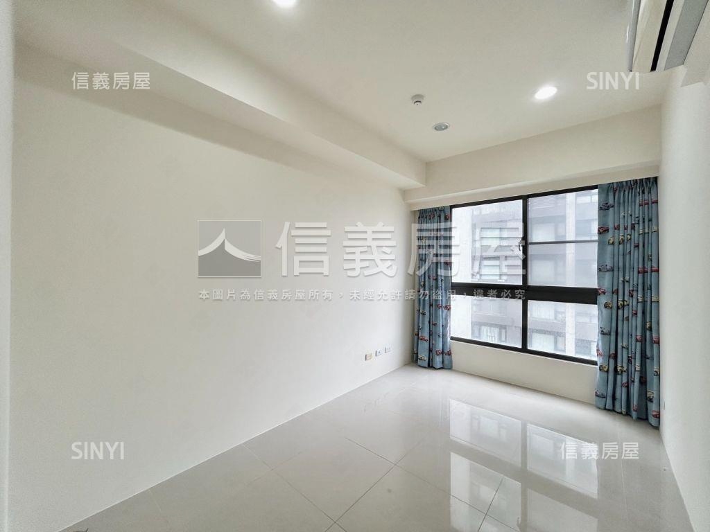 專任輕奢蘇活優美採光房屋室內格局與周邊環境