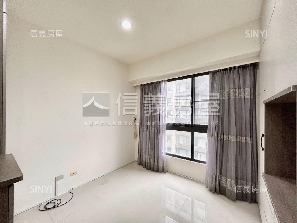 專任輕奢蘇活優美採光房屋室內格局與周邊環境