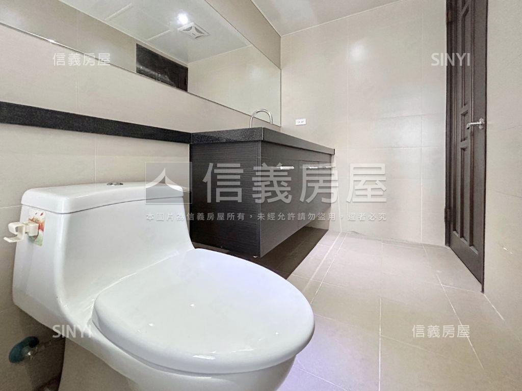 專任輕奢蘇活優美採光房屋室內格局與周邊環境