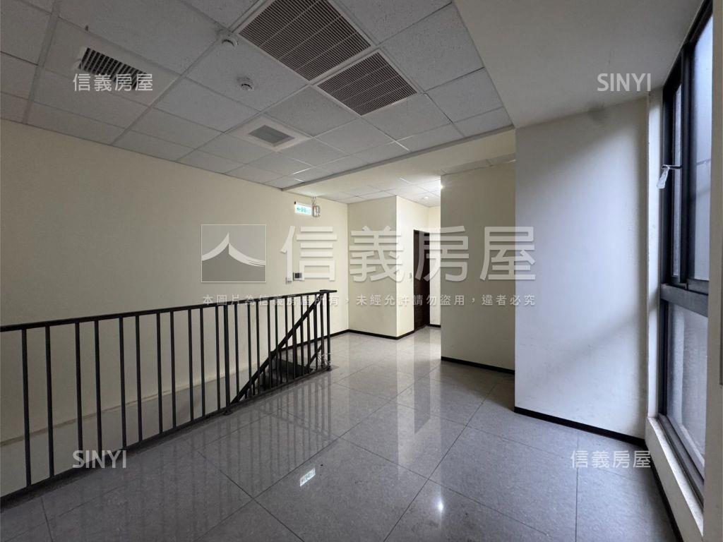 長虹天薈挑高金店珠寶盒房屋室內格局與周邊環境