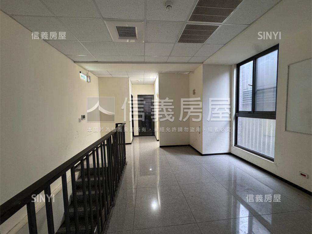 長虹天薈挑高金店珠寶盒房屋室內格局與周邊環境