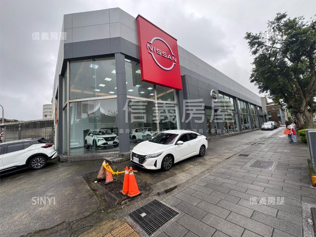 長虹天薈挑高金店珠寶盒房屋室內格局與周邊環境