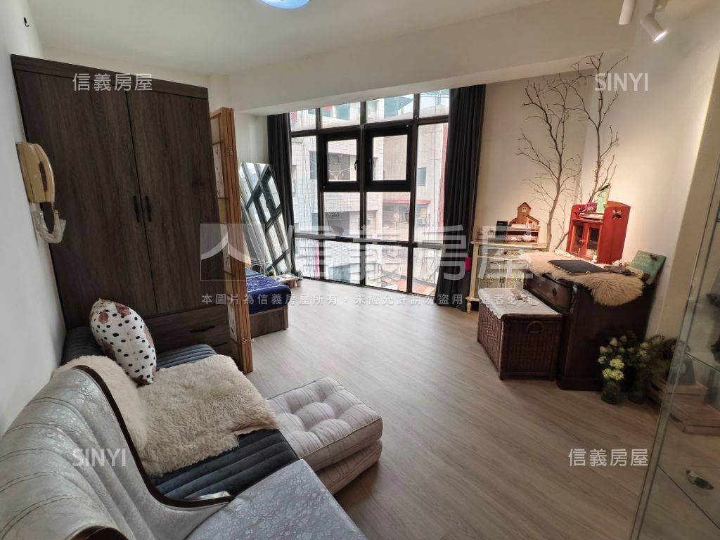 珠寶設計師的絕美大套房房屋室內格局與周邊環境