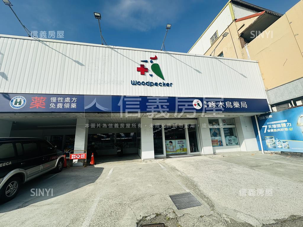 近信義國中小臨路透天房屋室內格局與周邊環境