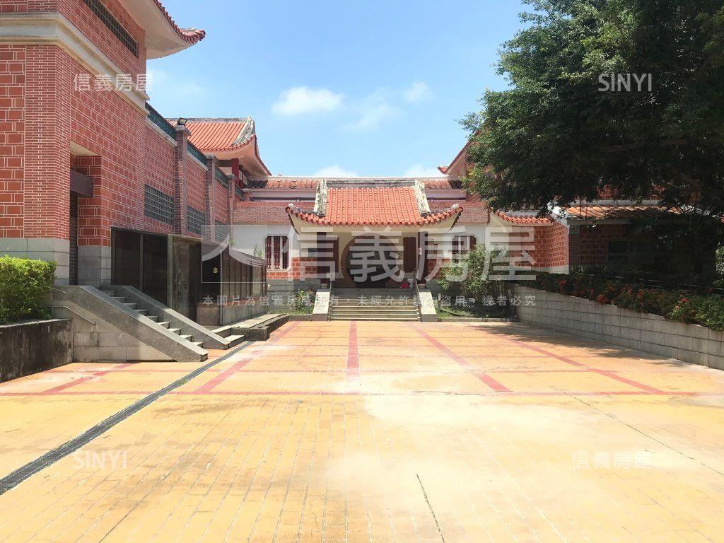 近信義國中小臨路透天房屋室內格局與周邊環境