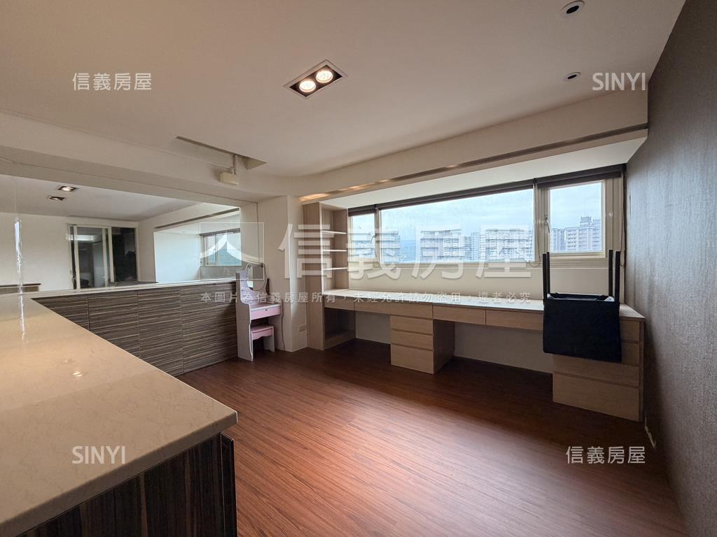 裝潢大空間三房江山萬里房屋室內格局與周邊環境