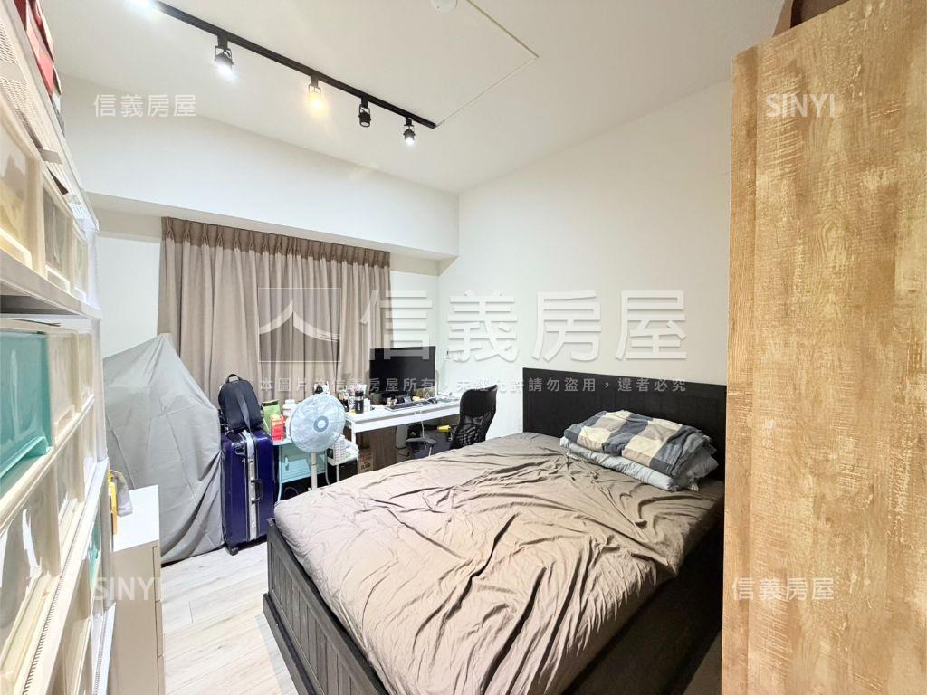 東區鬧中取靜大心三房平車房屋室內格局與周邊環境