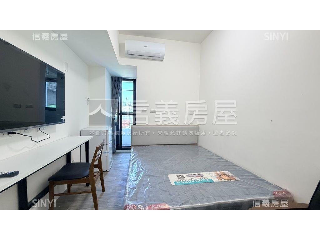 全新電梯收租透套房屋室內格局與周邊環境