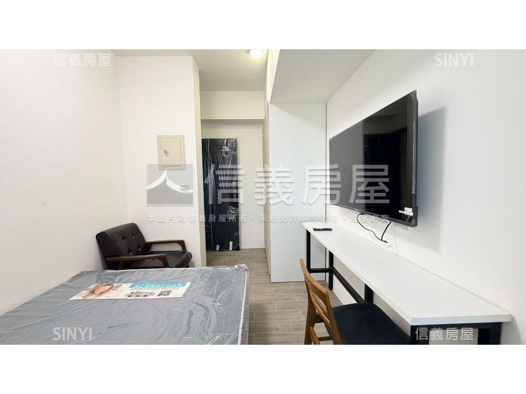 全新電梯收租透套房屋室內格局與周邊環境