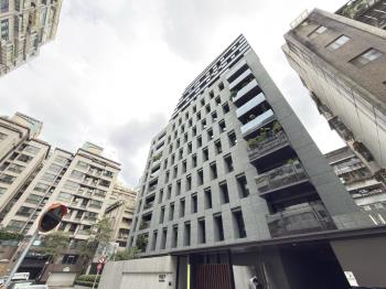 仁愛翠亨豪邸車位２