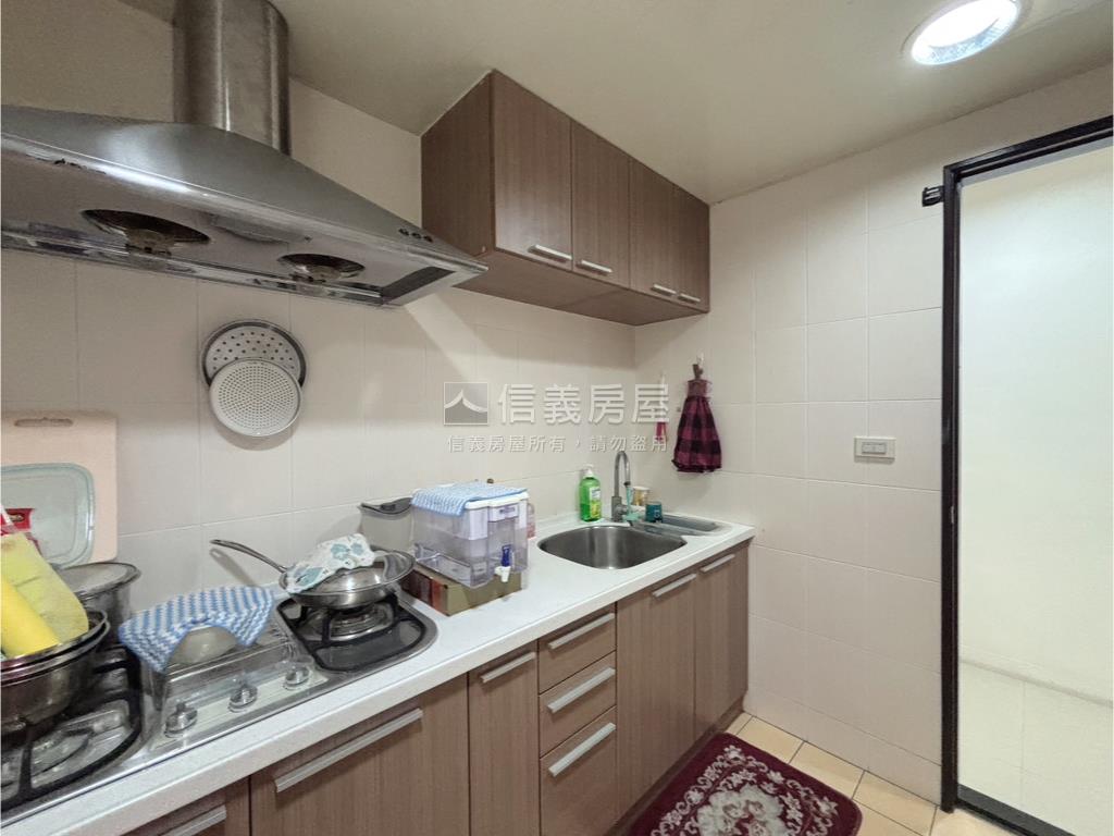 清水街市場稀有公寓美宅房屋室內格局與周邊環境