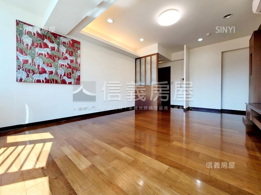 捷運～仁愛特區３房車位房屋室內格局與周邊環境