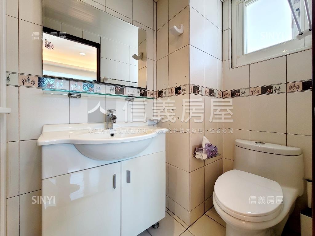 捷運～仁愛特區３房車位房屋室內格局與周邊環境