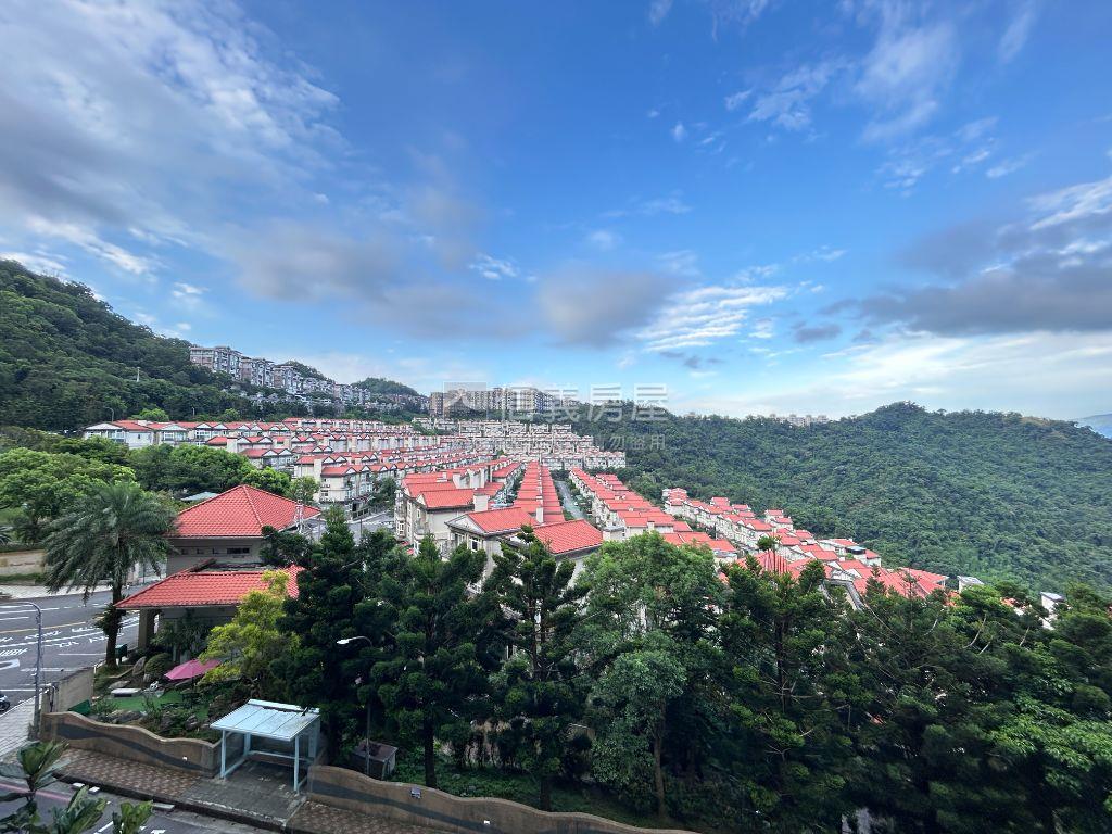可看屋國賓山莊誠意出售房屋室內格局與周邊環境