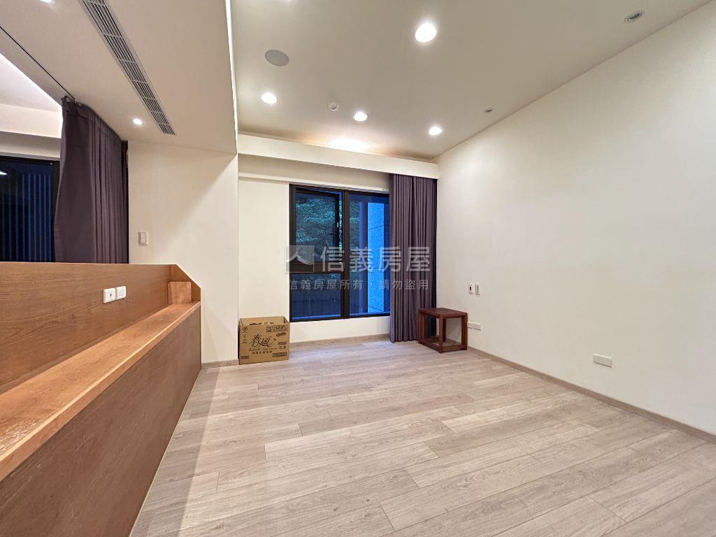 可看屋國賓山莊誠意出售房屋室內格局與周邊環境