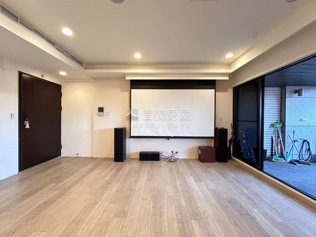 可看屋國賓山莊誠意出售房屋室內格局與周邊環境