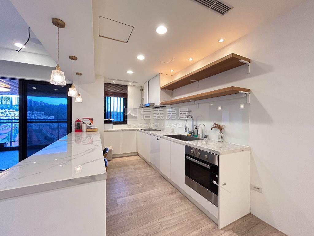可看屋國賓山莊誠意出售房屋室內格局與周邊環境