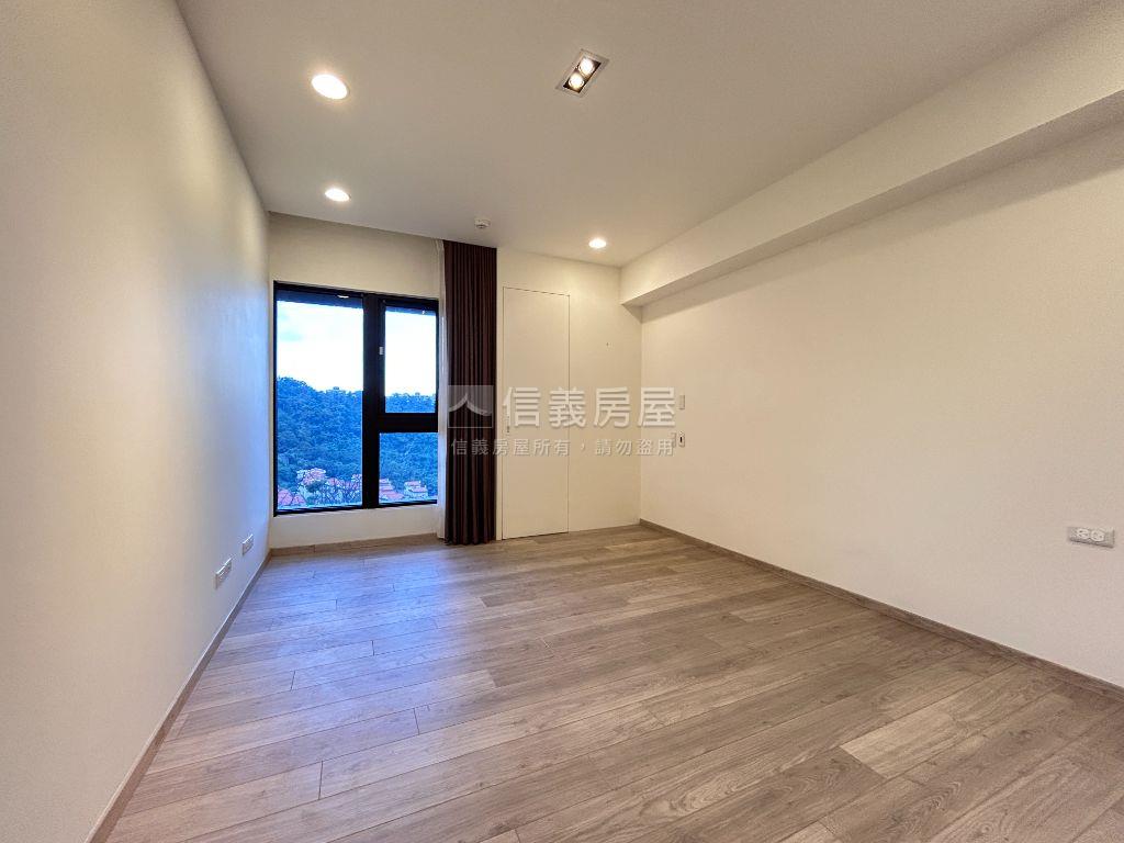 可看屋國賓山莊誠意出售房屋室內格局與周邊環境