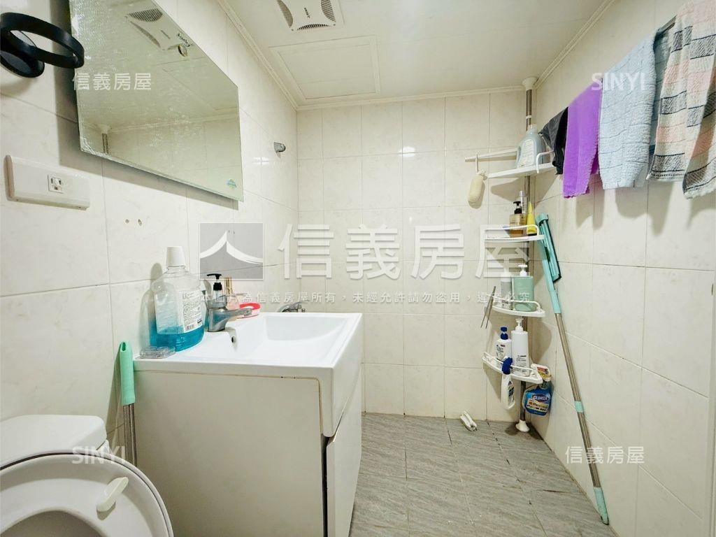 近一點利三房附車位房屋室內格局與周邊環境