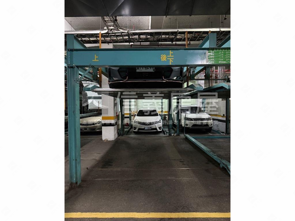 近一點利三房附車位房屋室內格局與周邊環境