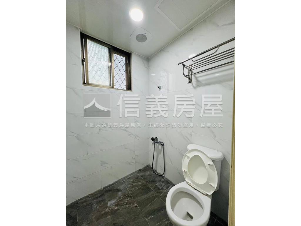 新美國★三面採光四房車位房屋室內格局與周邊環境