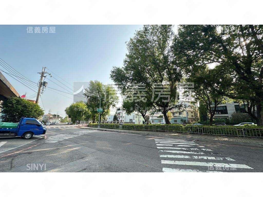 品微楓１４Ｃ兩房附車位房屋室內格局與周邊環境