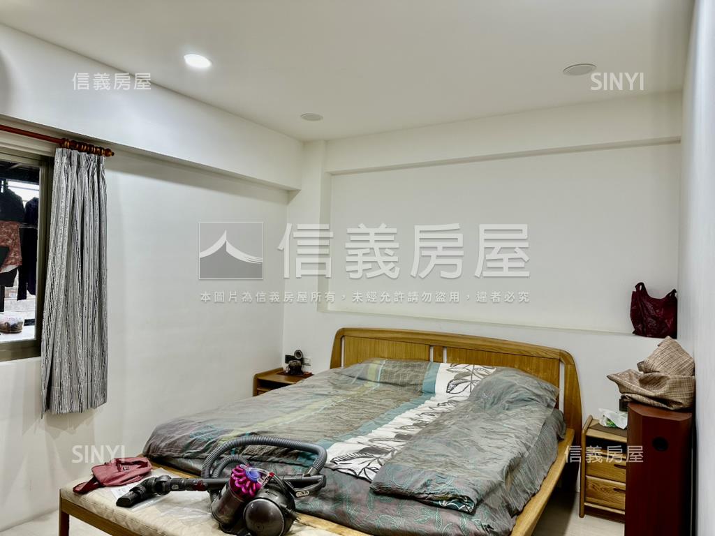 近捷運景觀華廈房屋室內格局與周邊環境