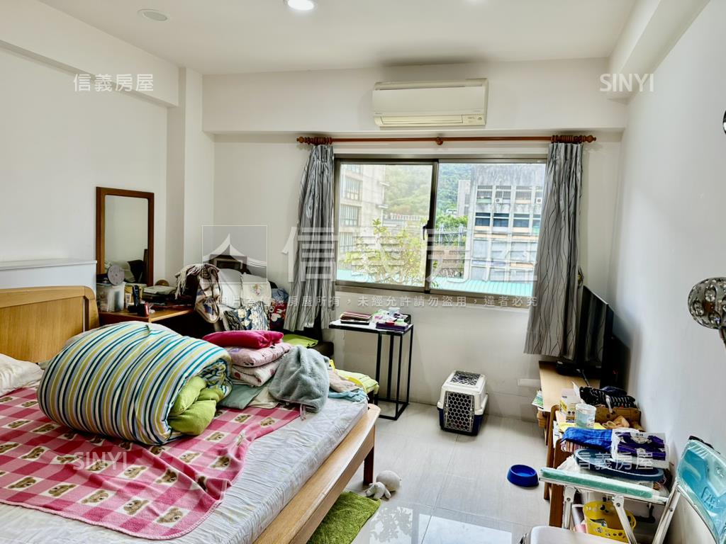 近捷運景觀華廈房屋室內格局與周邊環境