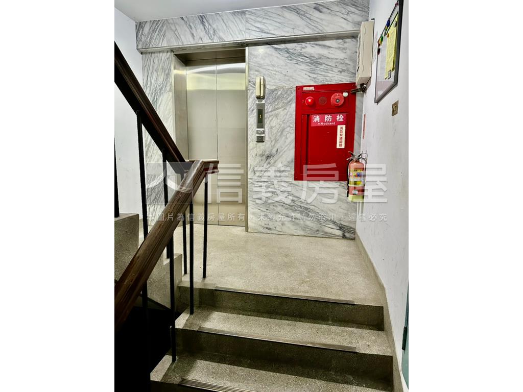 近捷運景觀華廈房屋室內格局與周邊環境