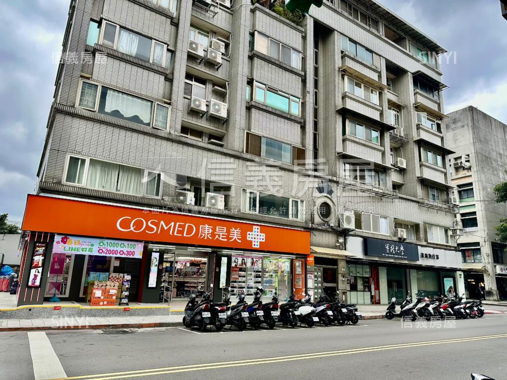 近捷運景觀華廈房屋室內格局與周邊環境