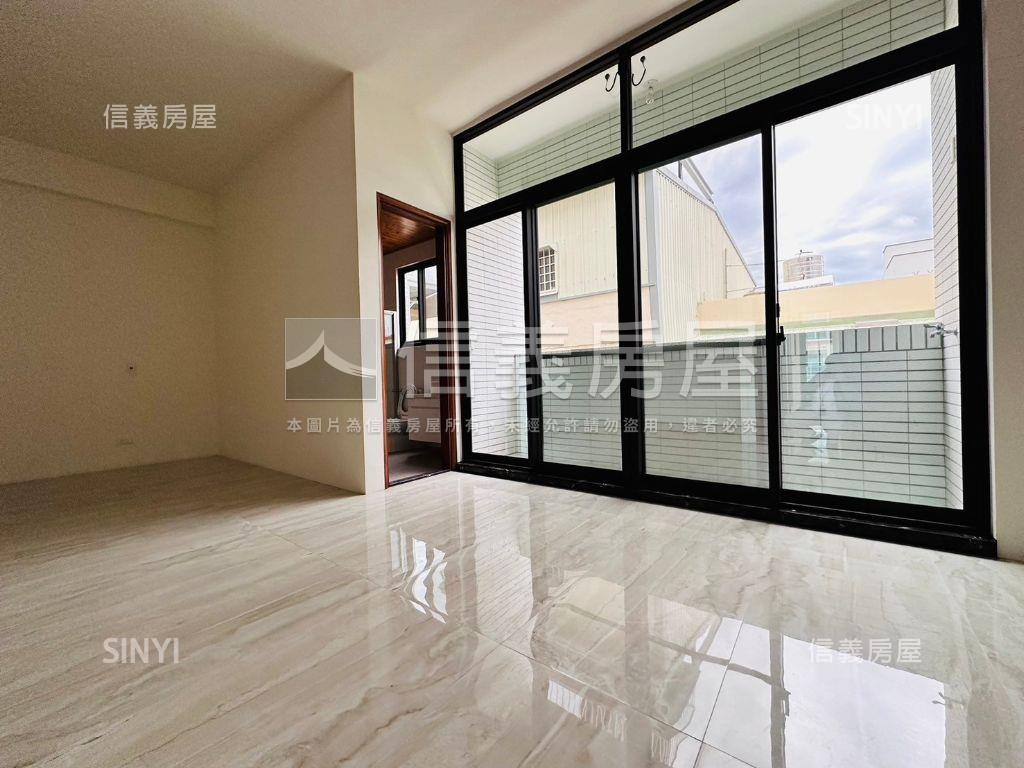 御園坐北朝南大別墅房屋室內格局與周邊環境