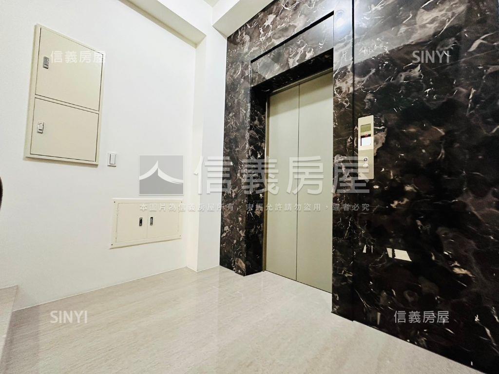 御園坐北朝南大別墅房屋室內格局與周邊環境