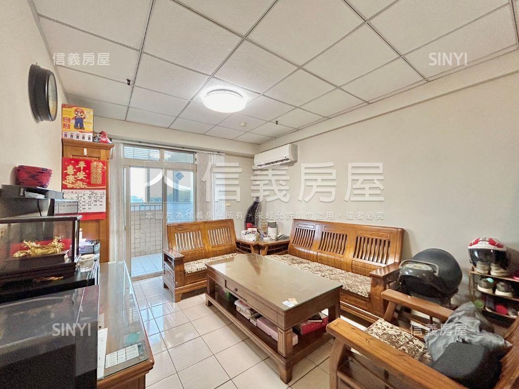 龍山正群花園美視野房屋室內格局與周邊環境