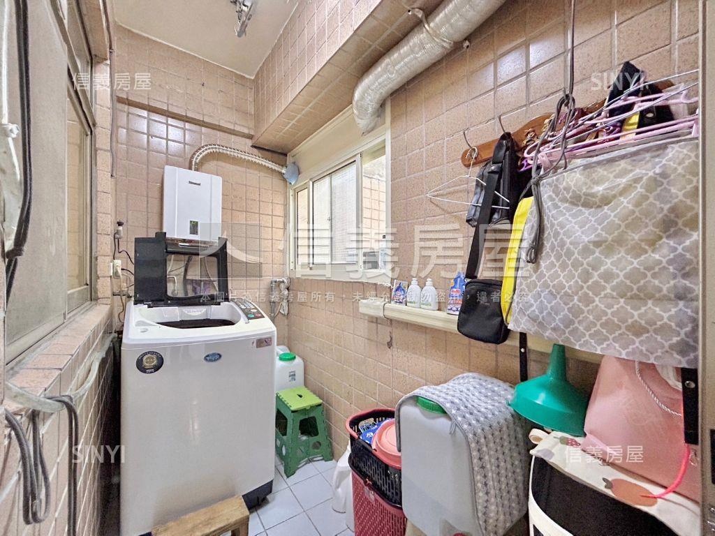 龍山正群花園美視野房屋室內格局與周邊環境