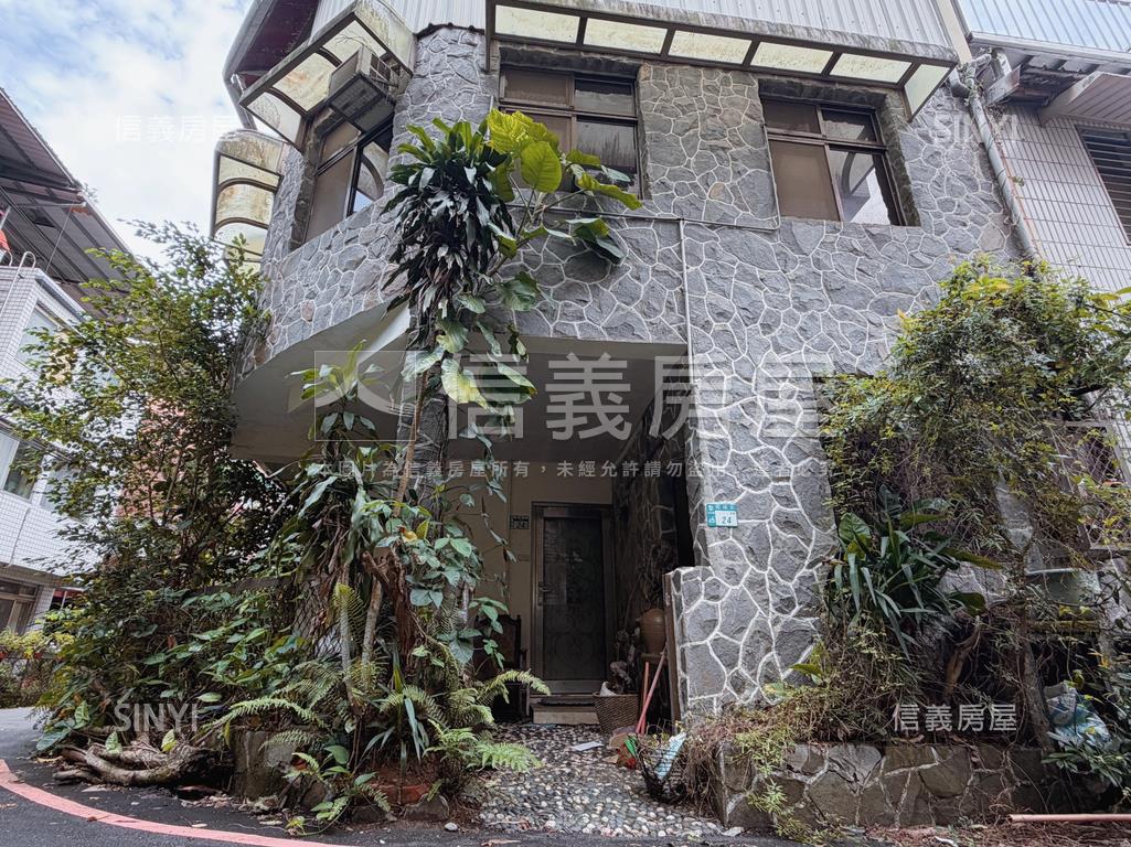 明峰稀有邊間好美小透天房屋室內格局與周邊環境