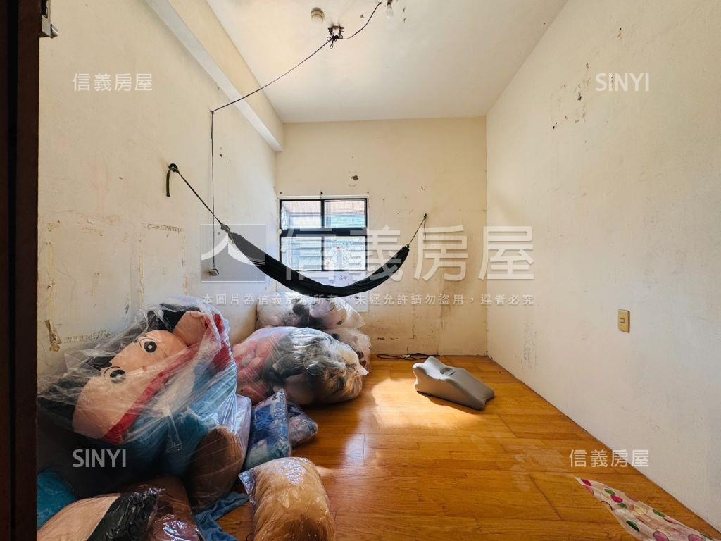 阿雄啊！啊爸說這間好啊！房屋室內格局與周邊環境