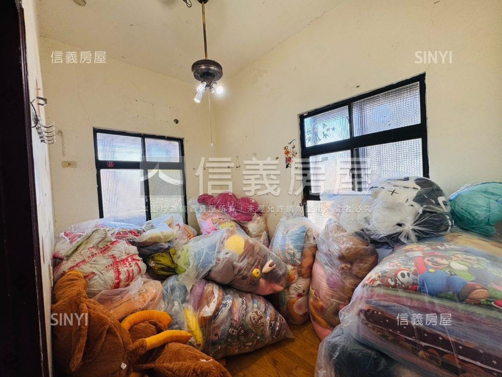 阿雄啊！啊爸說這間好啊！房屋室內格局與周邊環境