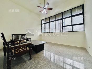 雙捷運明亮方正空間