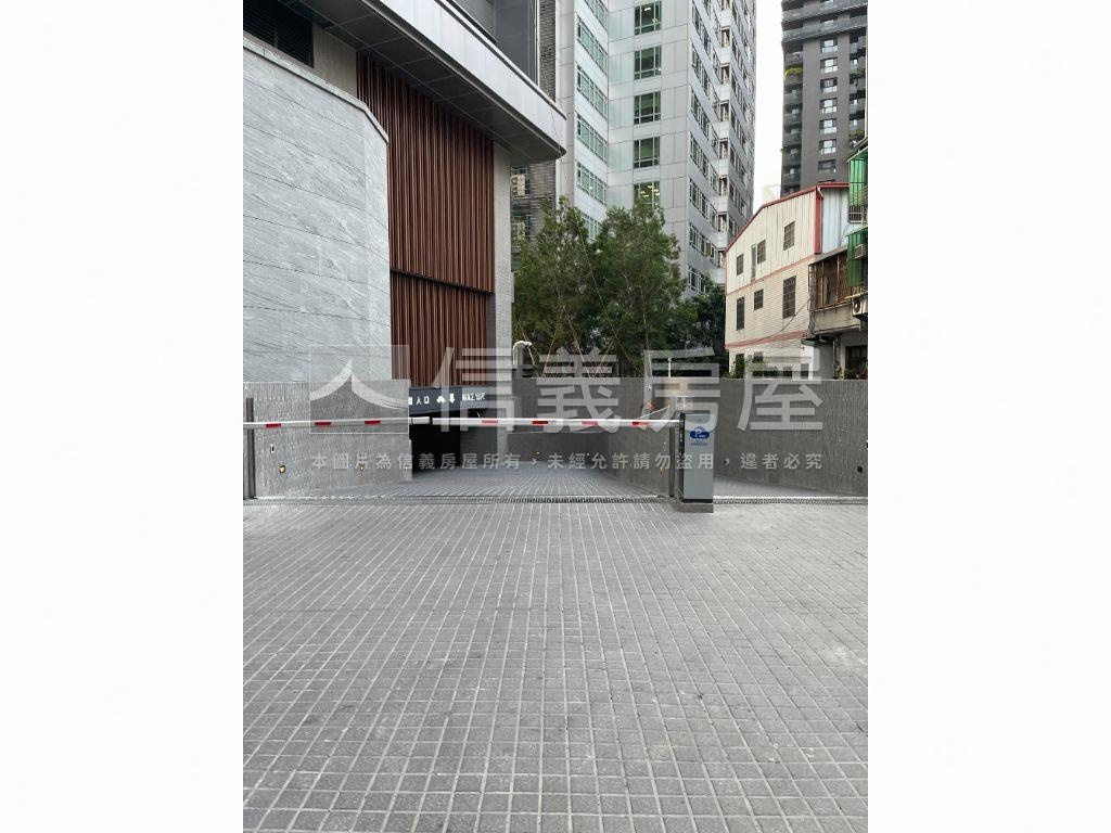 專任仰星殿２房＋平車房屋室內格局與周邊環境