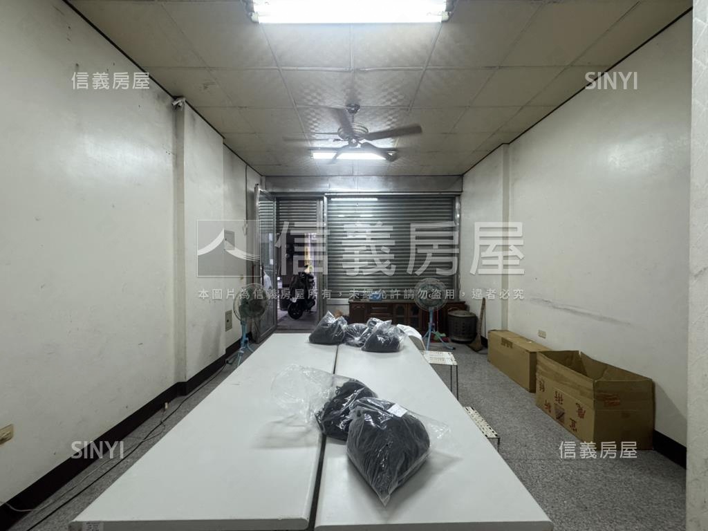 近信義國中小臨路店住房屋室內格局與周邊環境