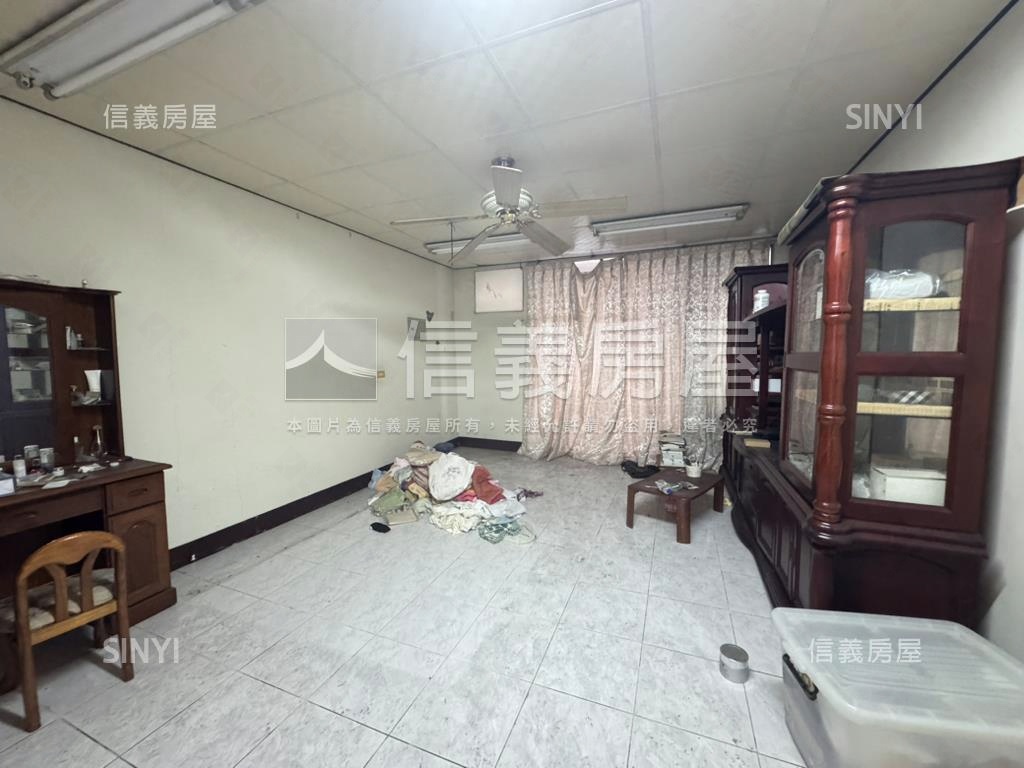 近信義國中小臨路店住房屋室內格局與周邊環境