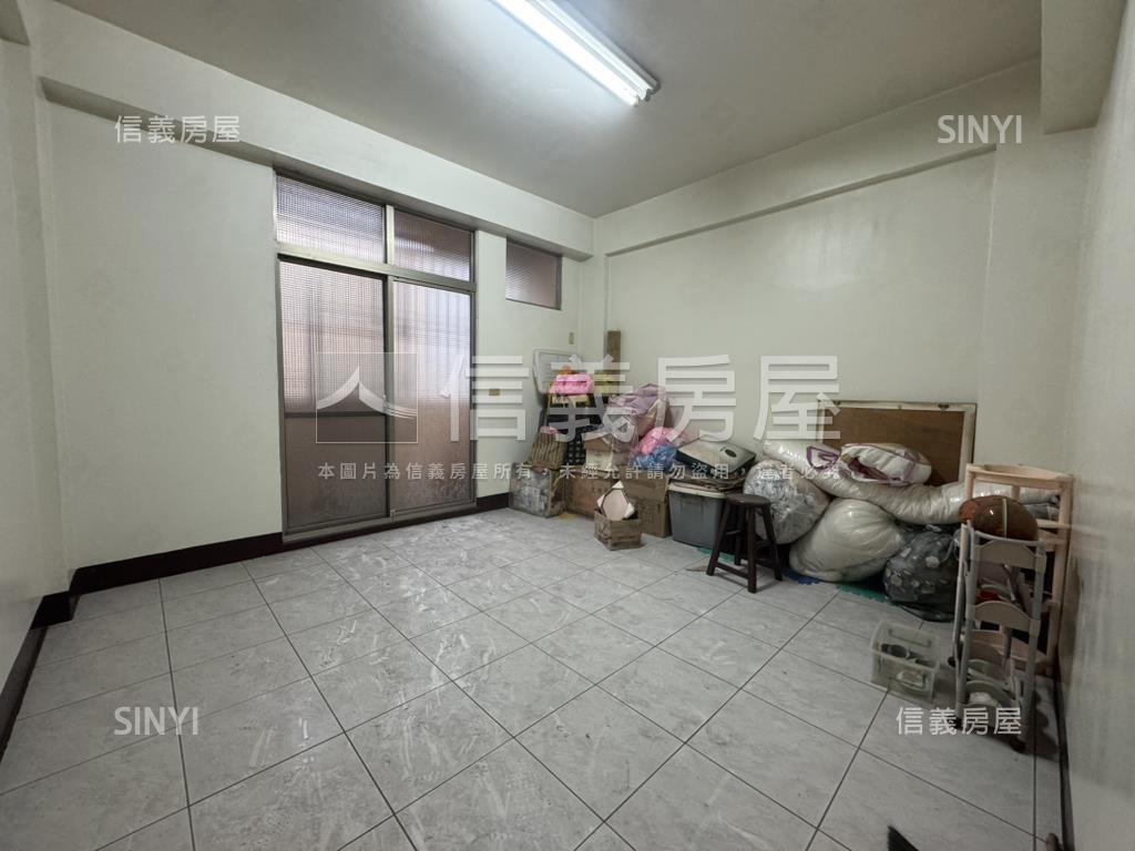 近信義國中小臨路店住房屋室內格局與周邊環境