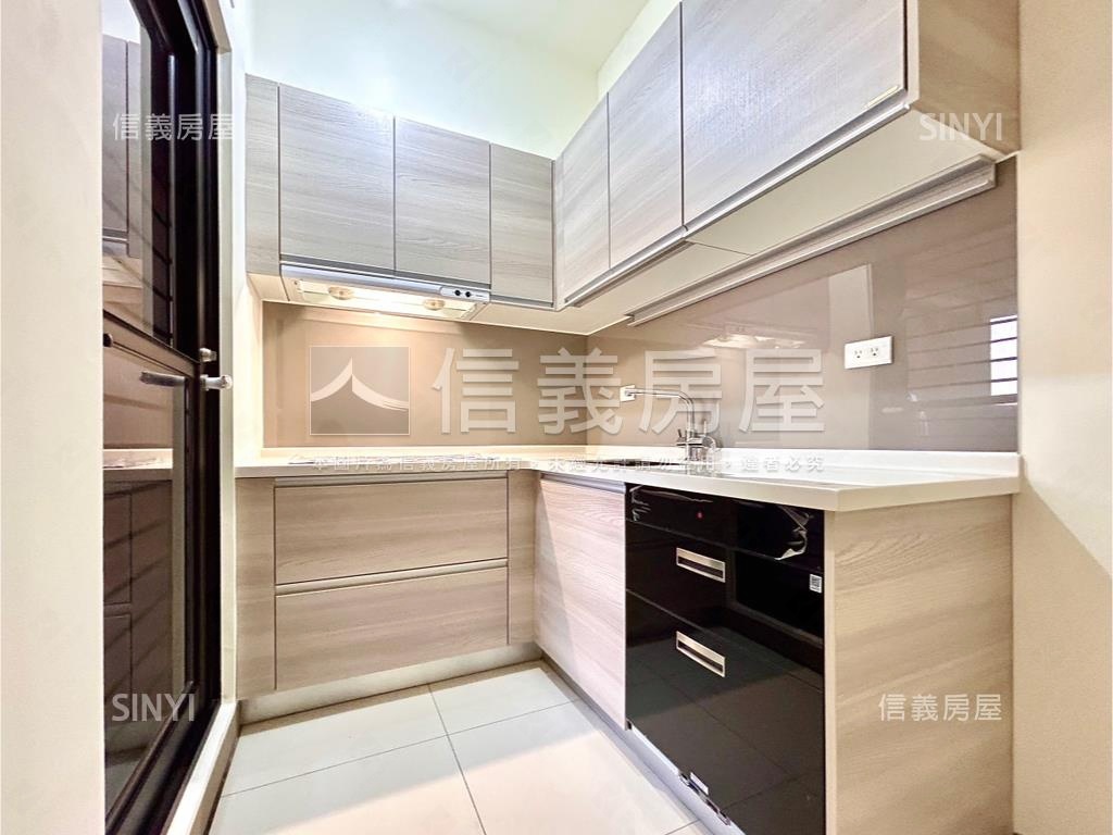 鋭揚新樂活Ａ１０兩房平車房屋室內格局與周邊環境