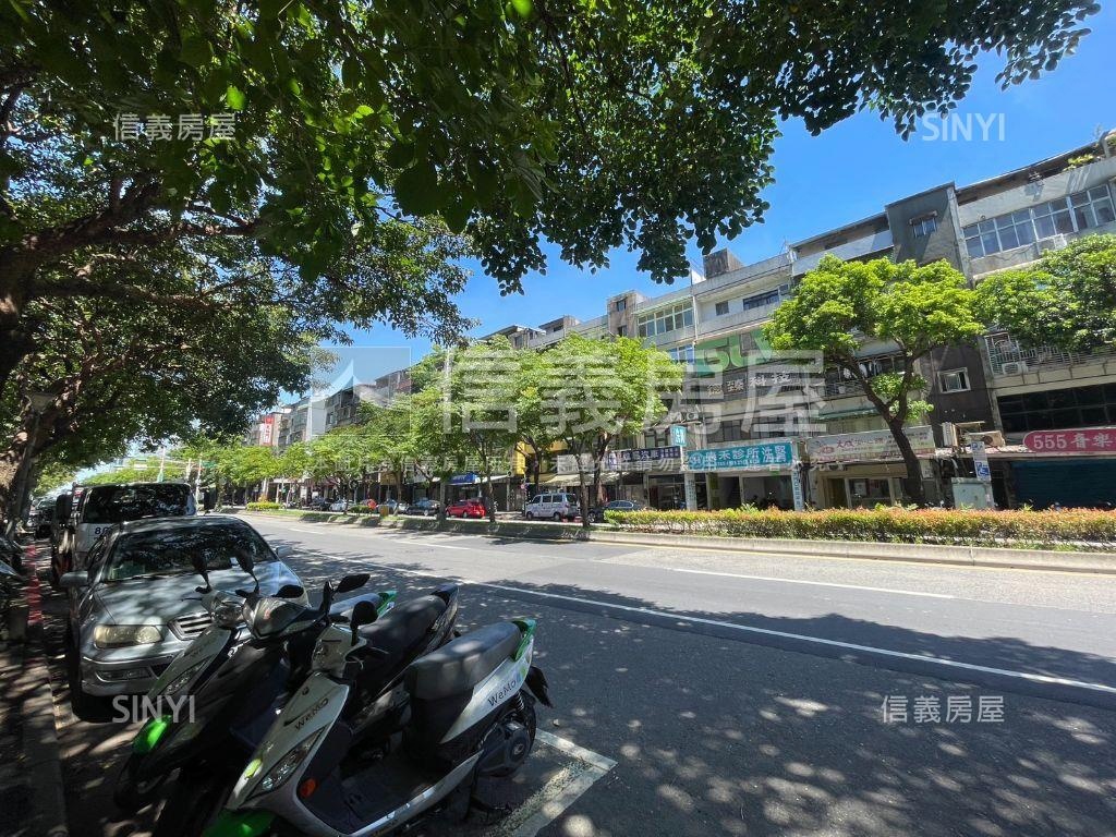 正忠孝東七段房屋室內格局與周邊環境