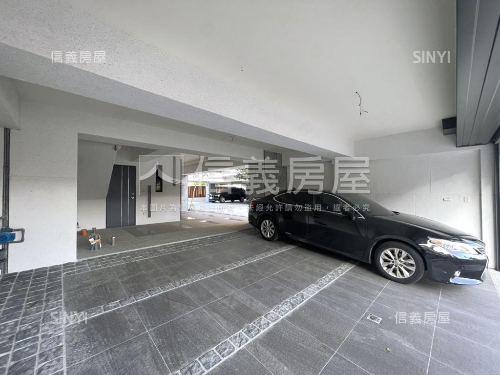 東方大千臨路邊間三車房屋室內格局與周邊環境