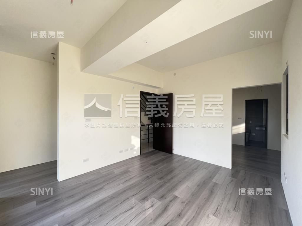 東方大千臨路邊間三車房屋室內格局與周邊環境