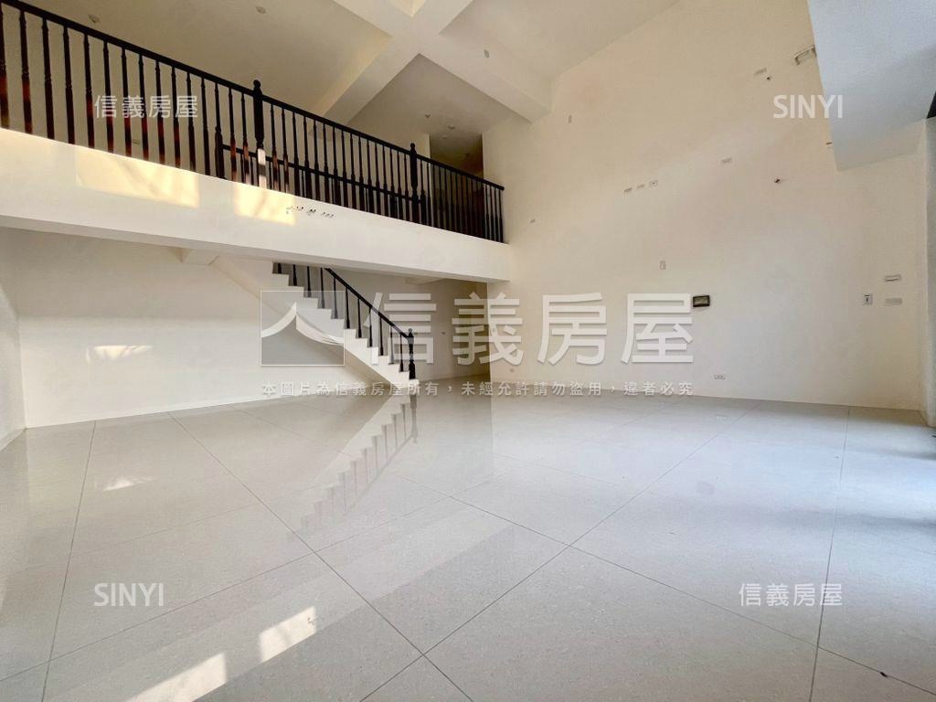 南區新穎燙金樓店房屋室內格局與周邊環境